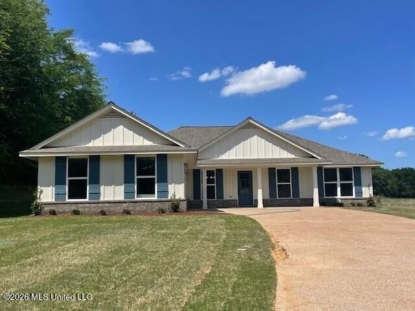 248 Farley Road, Byhalia, MS 38611