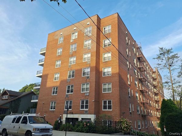 636 N Terrace Avenue, Unit 2C, Mount Vernon, NY 10552