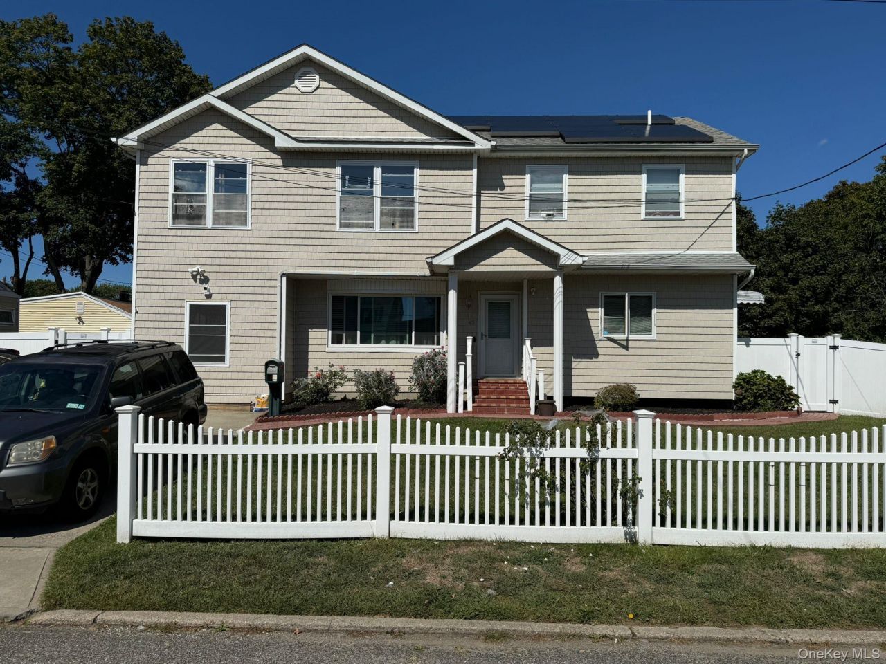 43 Franklin Street, Brentwood, NY 11717 Main Photo