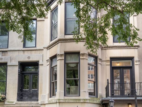 1252 N State Parkway, Chicago, IL 60610