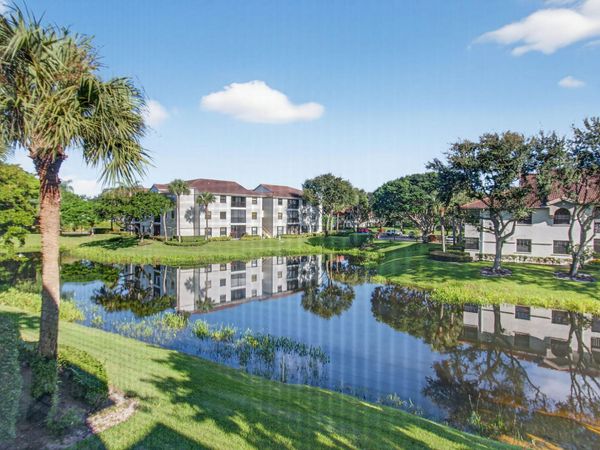 5153 Floria Drive, Unit L, Boynton Beach, FL 33437