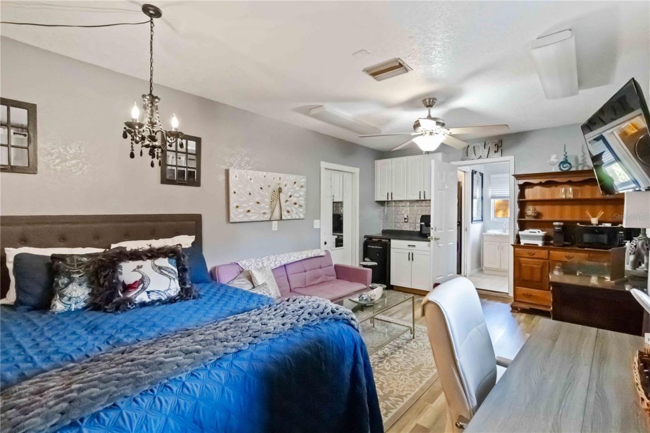 4913 37th Street East, Bradenton, FL 34203 Photo