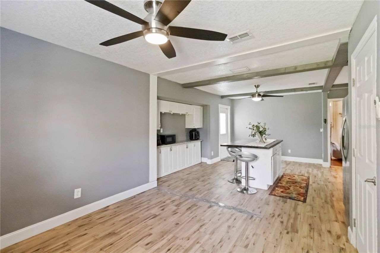 4913 37th Street East, Bradenton, FL 34203 Photo