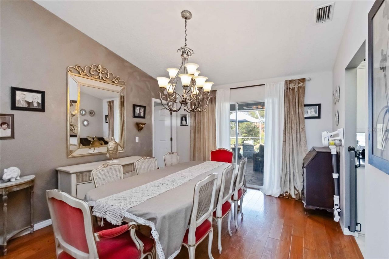 4913 37th Street East, Bradenton, FL 34203 Photo