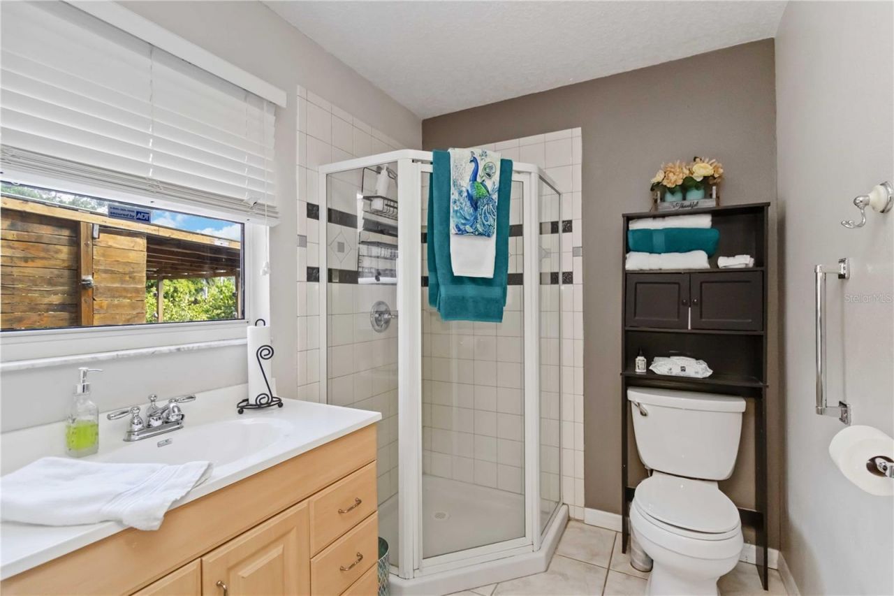 4913 37th Street East, Bradenton, FL 34203 Photo