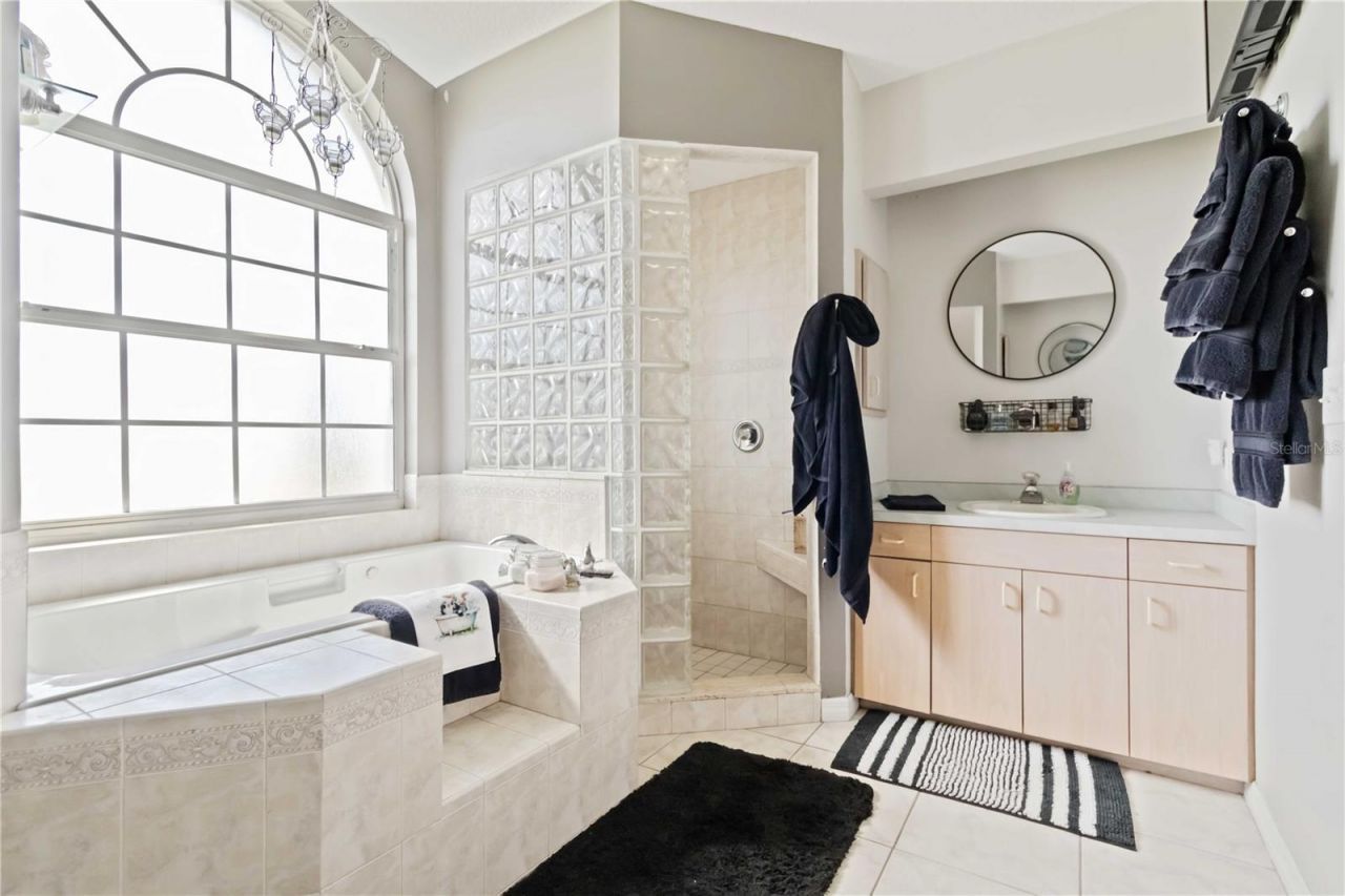 4913 37th Street East, Bradenton, FL 34203 Photo