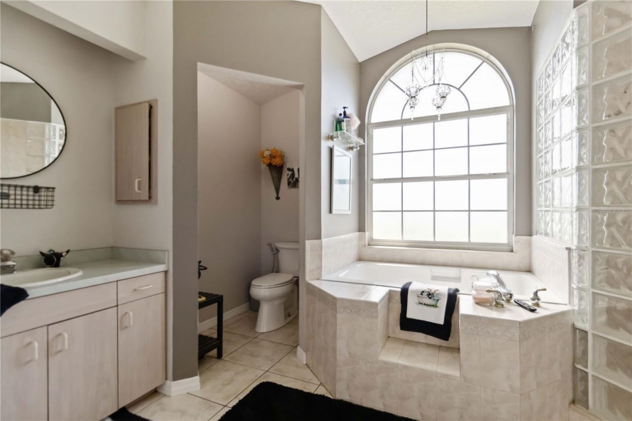 4913 37th Street East, Bradenton, FL 34203 Photo