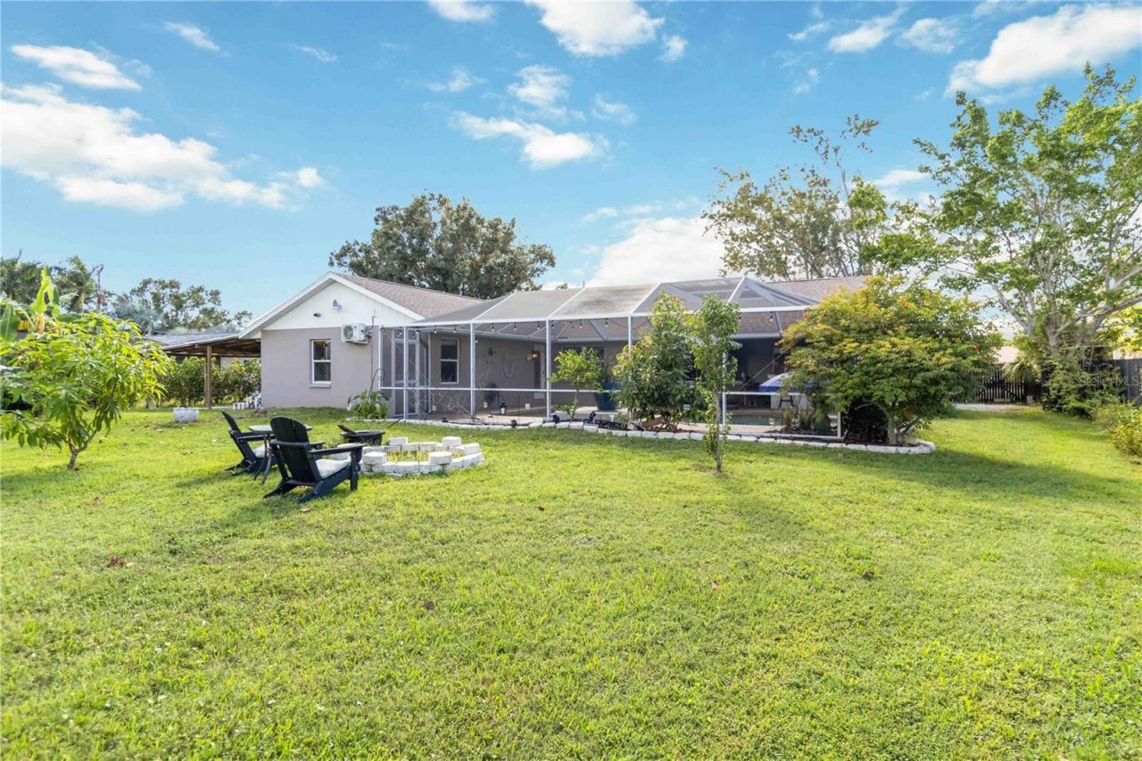 4913 37th Street East, Bradenton, FL 34203 Photo