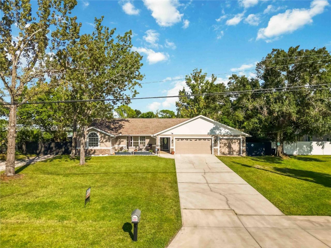 4913 37th Street East, Bradenton, FL 34203 Photo