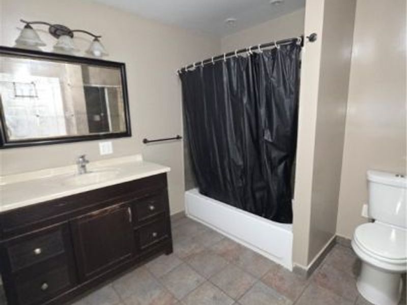 5628 Pacific Avenue, Cleveland, OH 44102 Photo 18