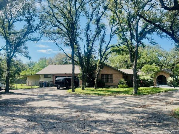3004 Nacogdoches, San Antonio, TX 78217