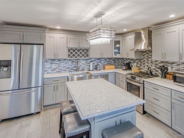 166 Cedar Court, Copiague, NY 11726