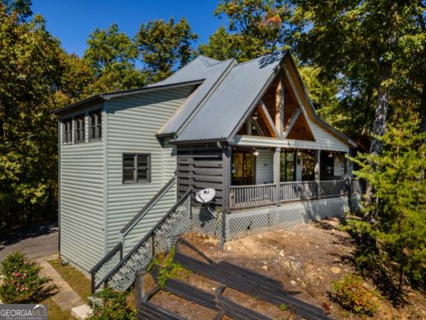 85 Foster Cove Road, Blue Ridge, GA 30513
