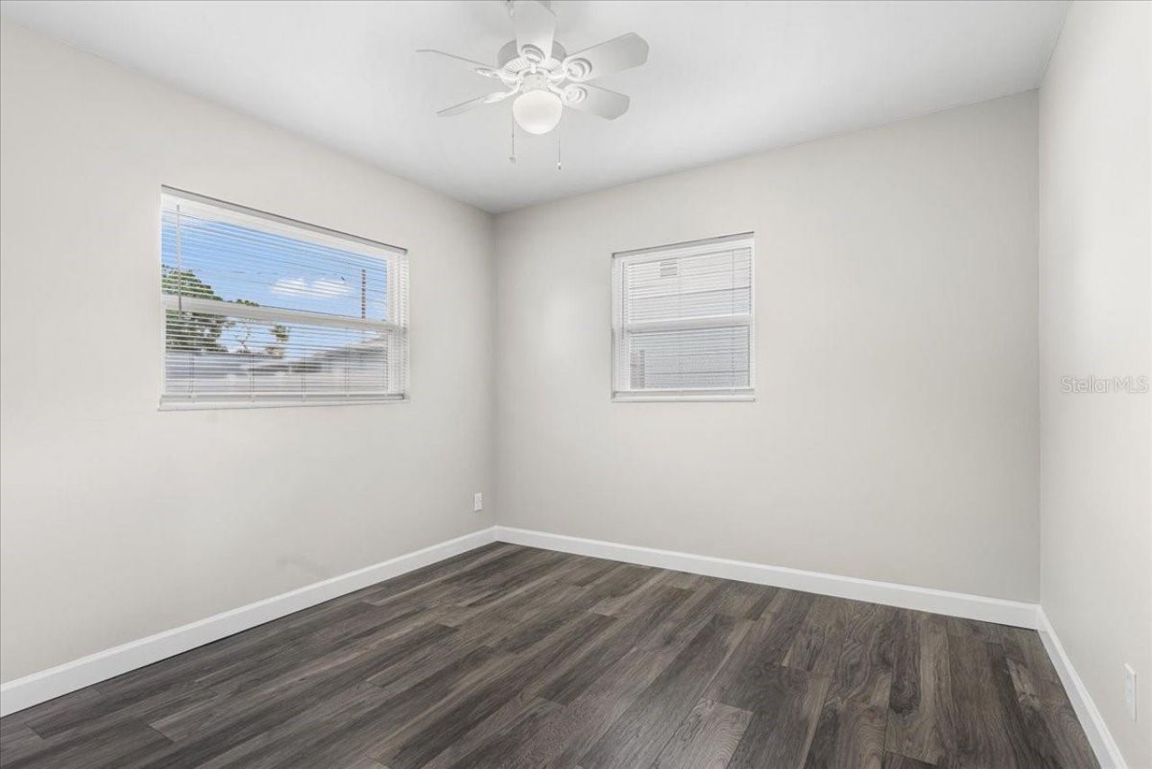 819 Southwest Boulevard N, Saint Petersburg, FL 33703 Photo