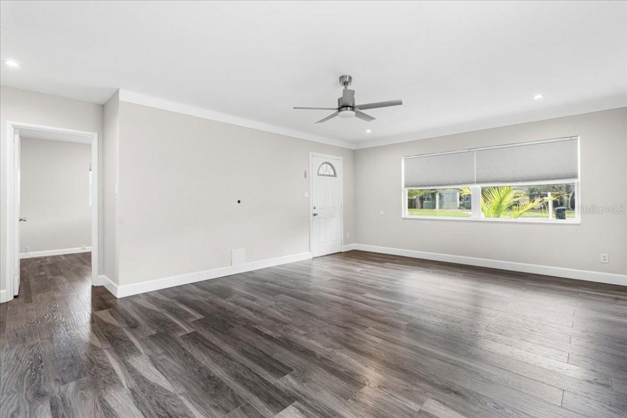 819 Southwest Boulevard N, Saint Petersburg, FL 33703 Photo