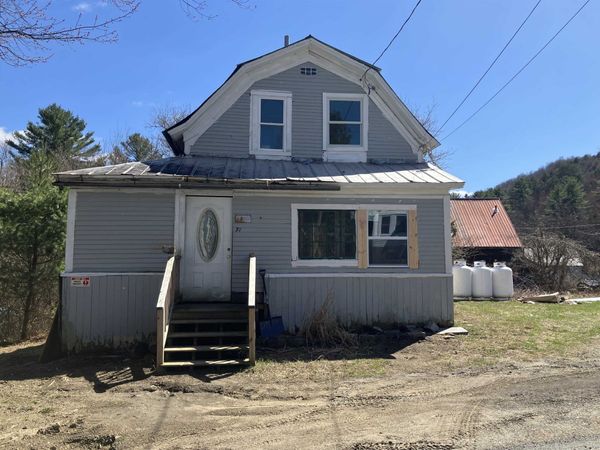 71 Woodbury Street, Hardwick, VT 05843