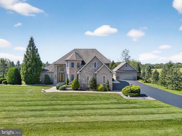 5820 HARVEST PLACE, SCHNECKSVILLE, PA 18078