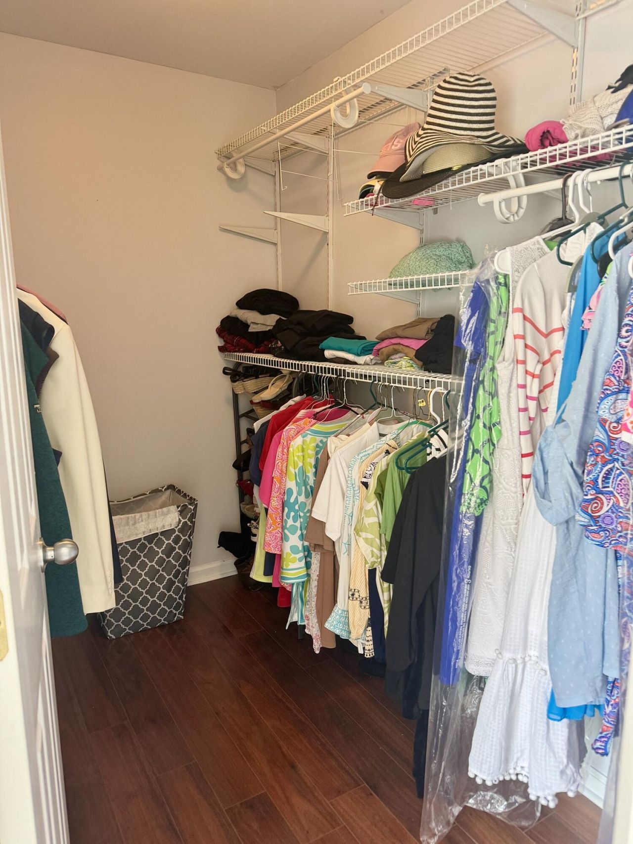 1901 Oak Tree Lane Photo 31