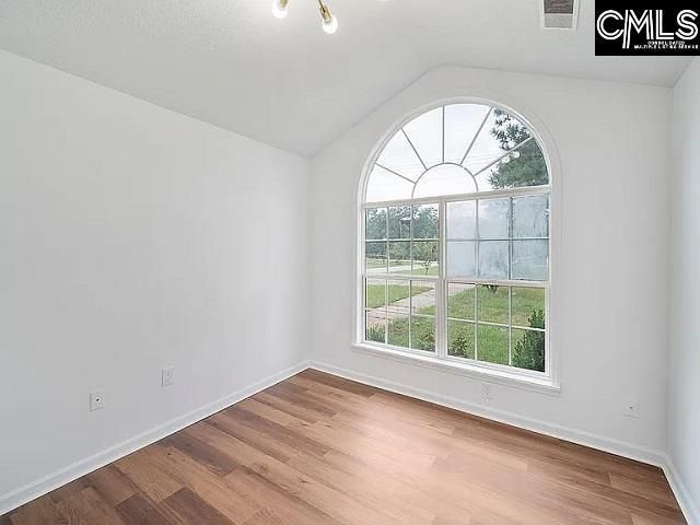 208 Smyrna Rd. Photo 11