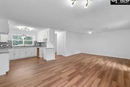 208 Smyrna Rd. photo 4