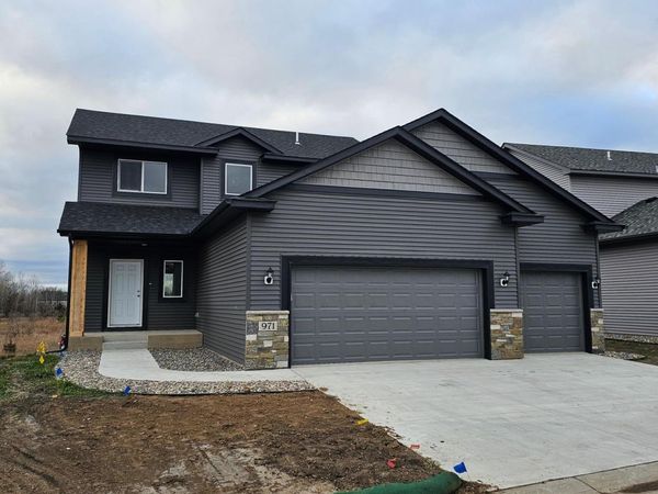 971 45th Avenue NE, Saint Cloud, MN 56304