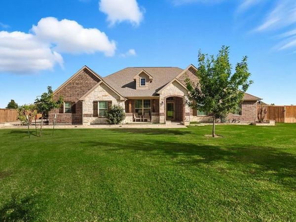 142 High Ridge Court, Decatur, TX 76234