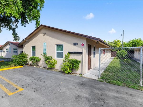 229 NW 12th Court, Pompano Beach, FL 33060