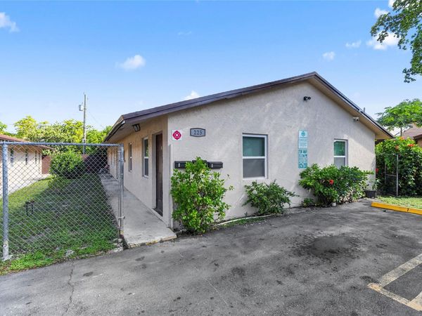 225 NW 12th Court, Pompano Beach, FL 33060