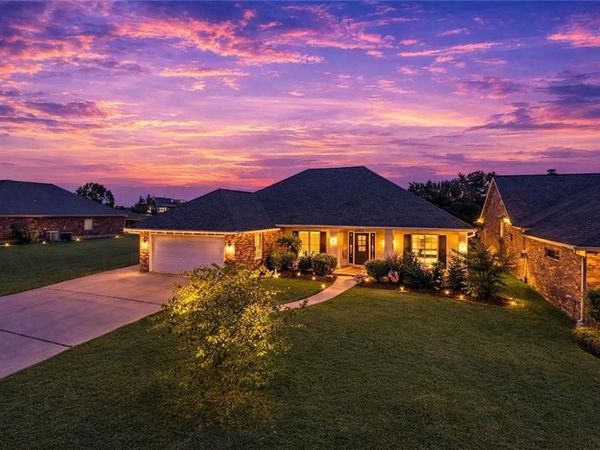 414 MOONRAKER Drive, Slidell, LA 70458