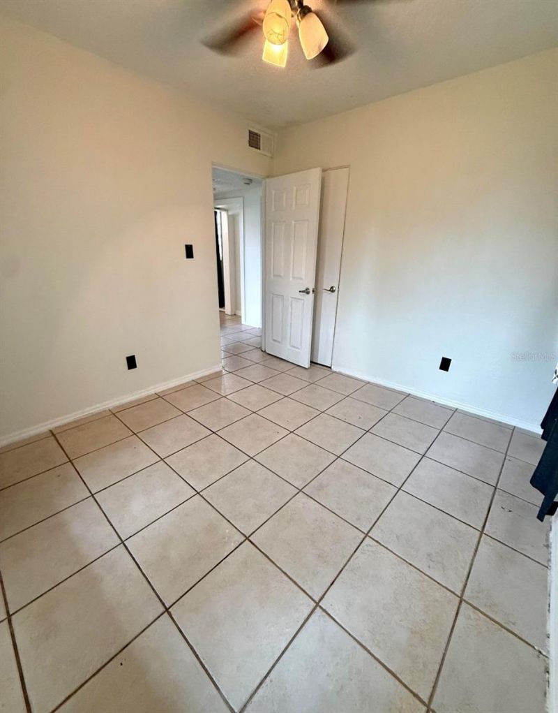 6021 Yucatan Drive, Orlando, FL 32807 Photo