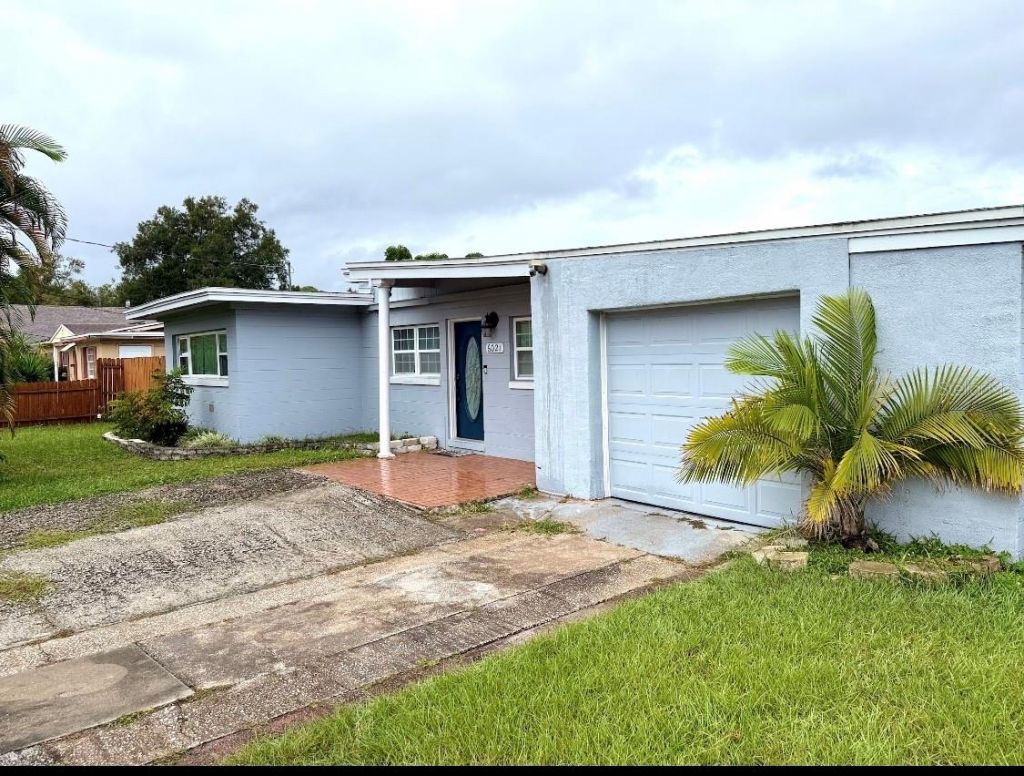 6021 Yucatan Drive, Orlando, FL 32807 Photo