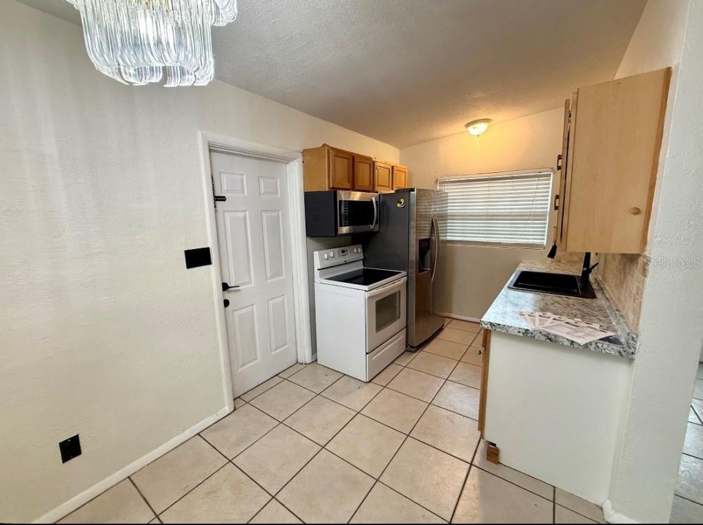6021 Yucatan Drive, Orlando, FL 32807 Photo