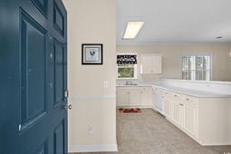 208 Castle Dr. photo 4