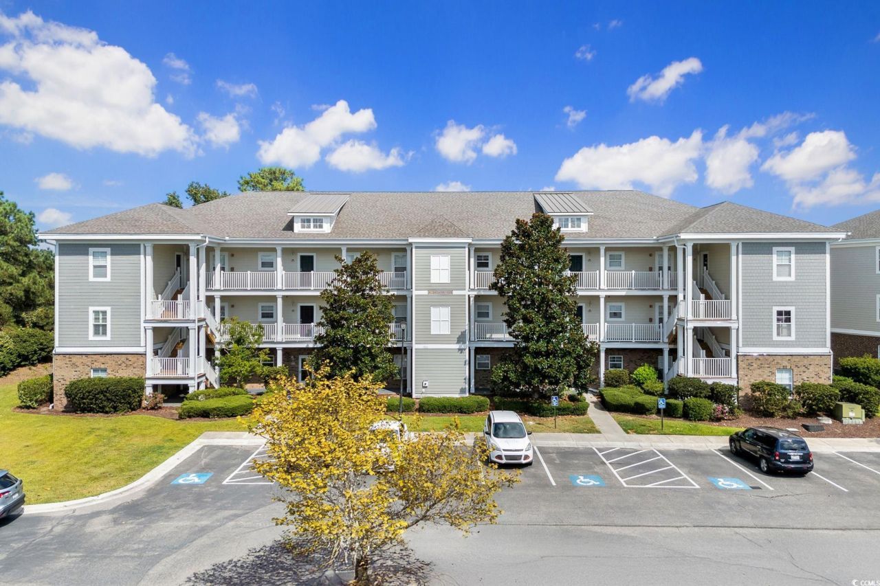 208 Castle Dr. Photo 31