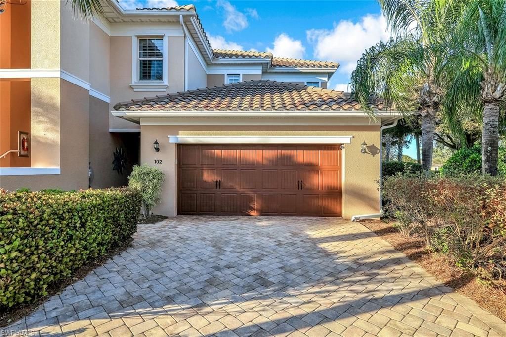 10390 Glastonbury Cir, Unit 102, Fort Myers, FL 33913 Photo