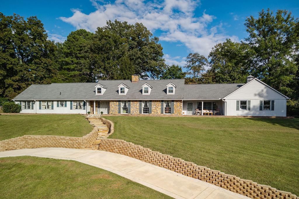 1400 Thomas Cir, Cookeville, TN 38506 Main Photo