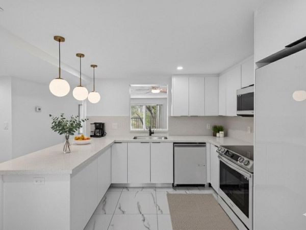 14375 Strathmore Lane, Unit 303, Delray Beach, FL 33446