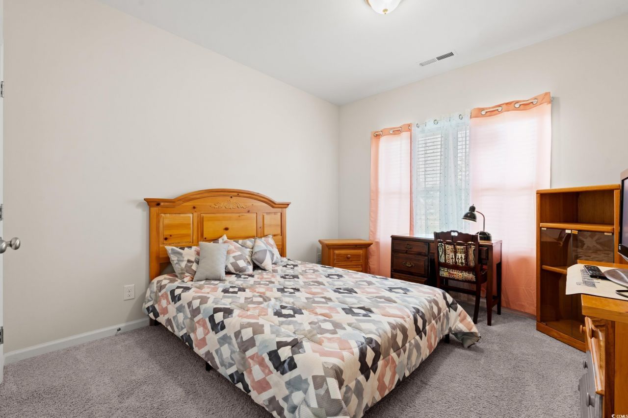 327 Fox Bay Rd. Photo 15