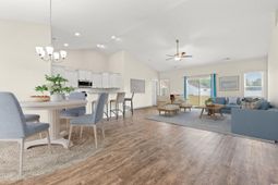 327 Fox Bay Rd. photo 4