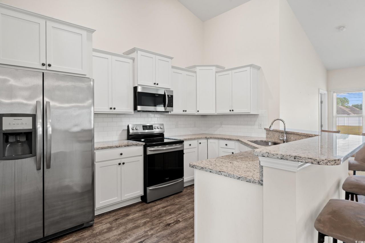 327 Fox Bay Rd. Photo 7