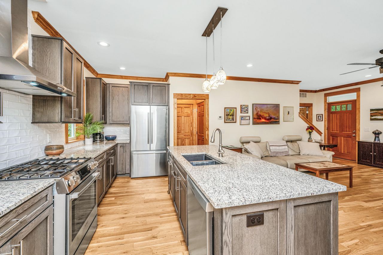 325 Mcclellan Avenue Photo 19