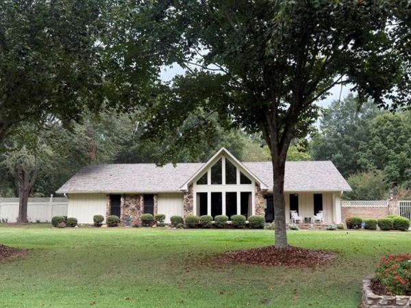 113 Woodson Street, Bruce, MS 38915