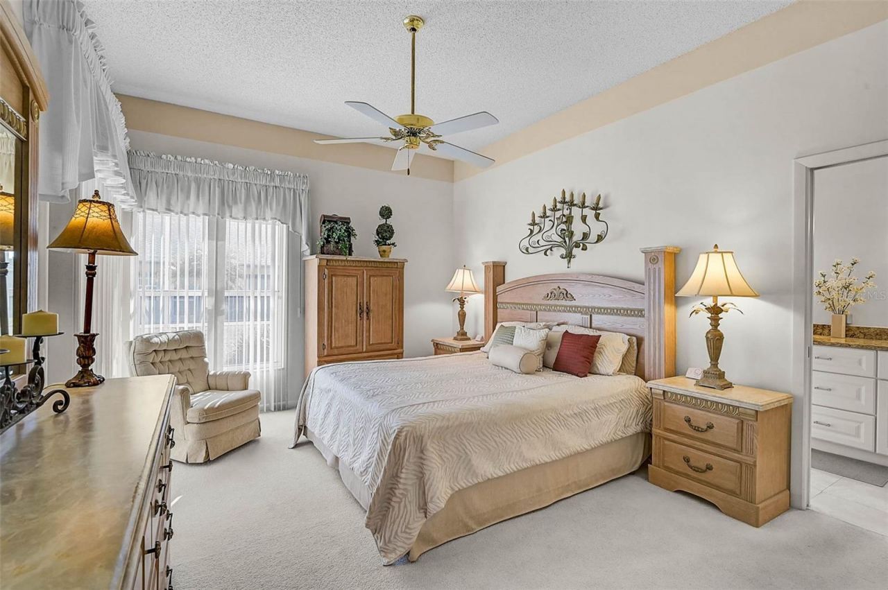 4717 Peridia Boulevard E, Bradenton, FL 34203 Photo