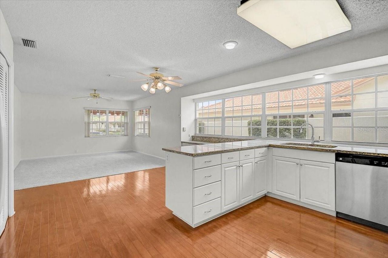 4717 Peridia Boulevard E, Bradenton, FL 34203 Photo