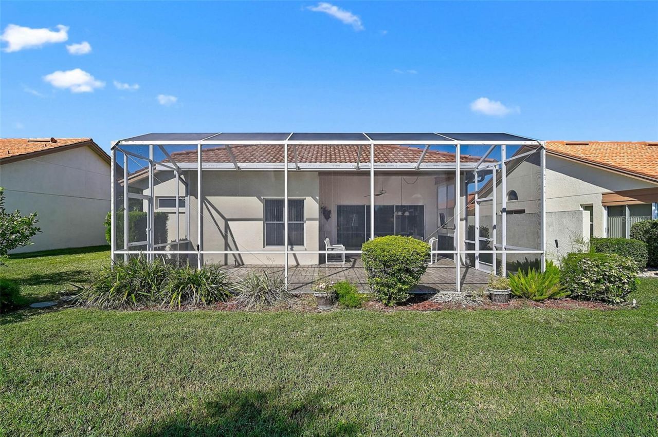 4717 Peridia Boulevard E, Bradenton, FL 34203 Photo