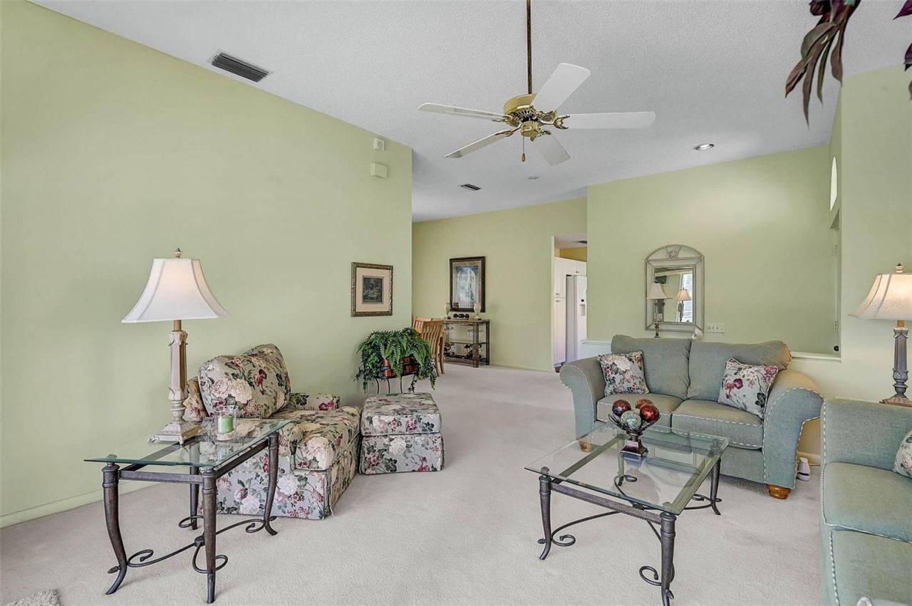 4717 Peridia Boulevard E, Bradenton, FL 34203 Photo