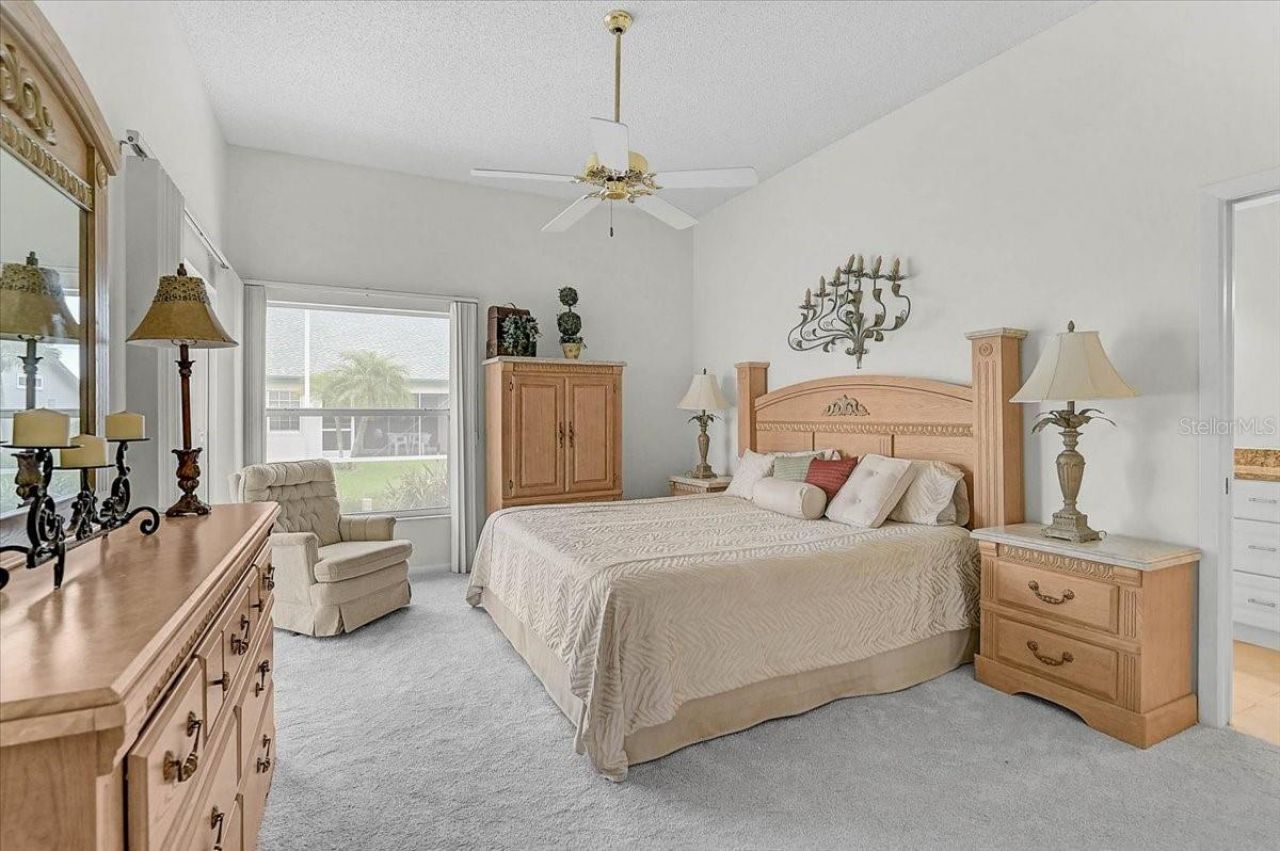 4717 Peridia Boulevard E, Bradenton, FL 34203 Photo