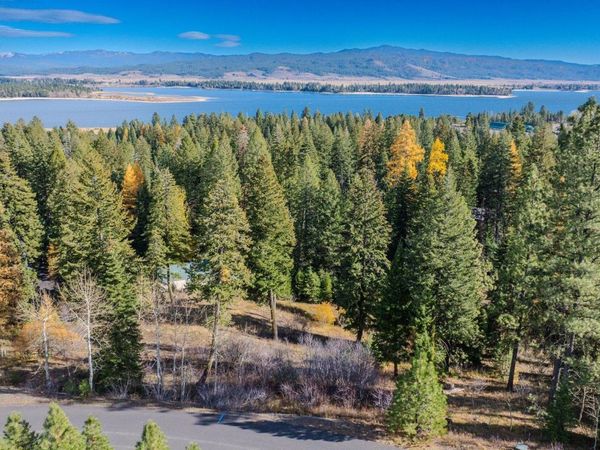 18 Clearwater Court, Donnelly, ID 83615
