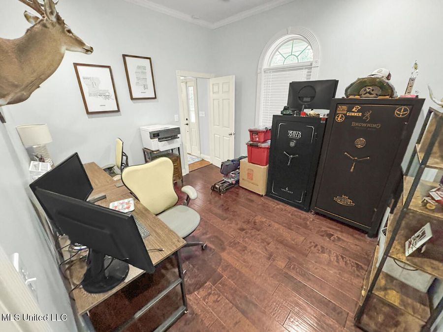 Property Image 16