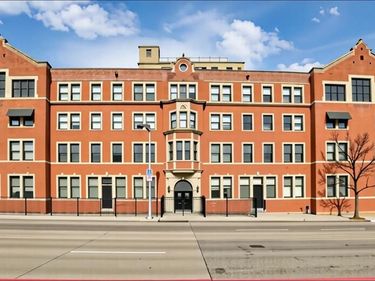6533 E Jefferson Avenue, Detroit, MI 48207